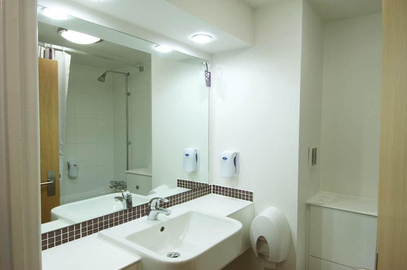 Premier Inn Birmingham Oldbury Олдбери Экстерьер фото