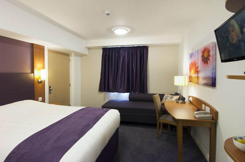 Premier Inn Birmingham Oldbury Олдбери Экстерьер фото